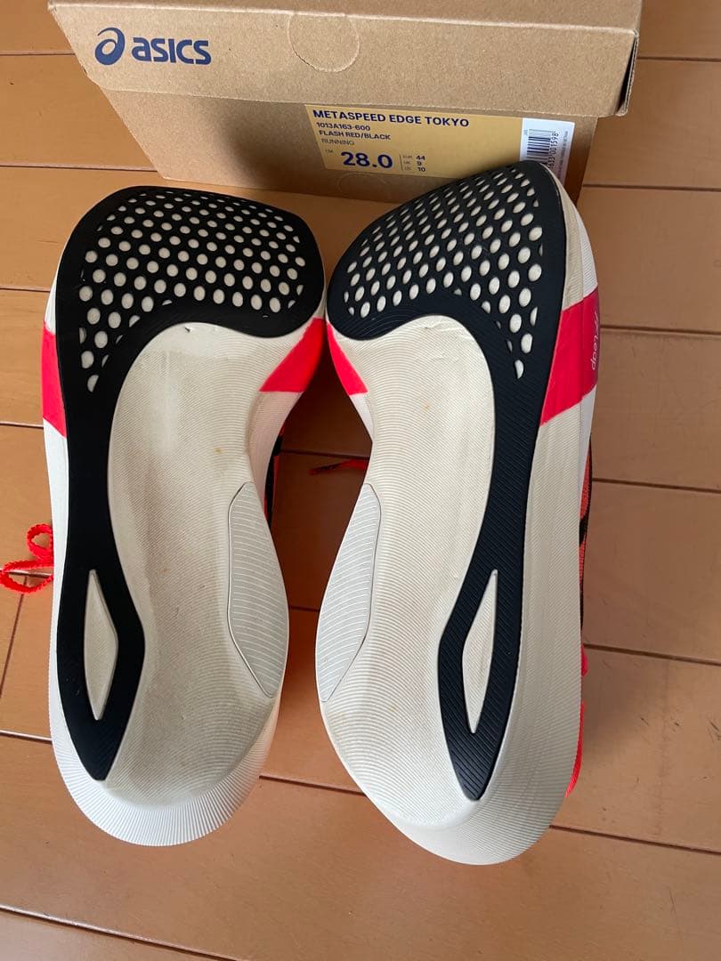 【美品】asics メタスピードエッジtokyo 28.0cm