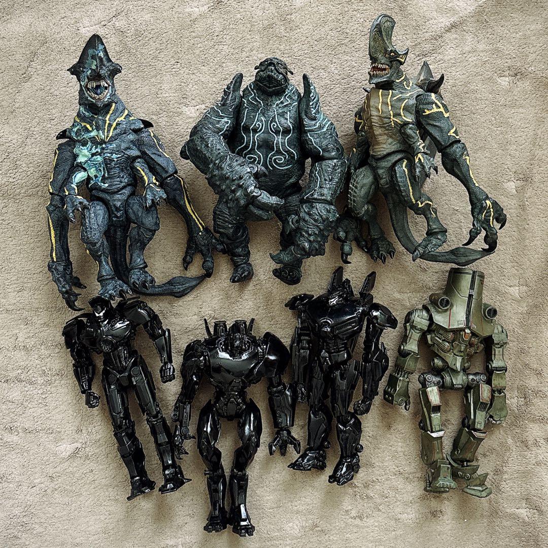 パシフィック リム　フィギュア 7体セット