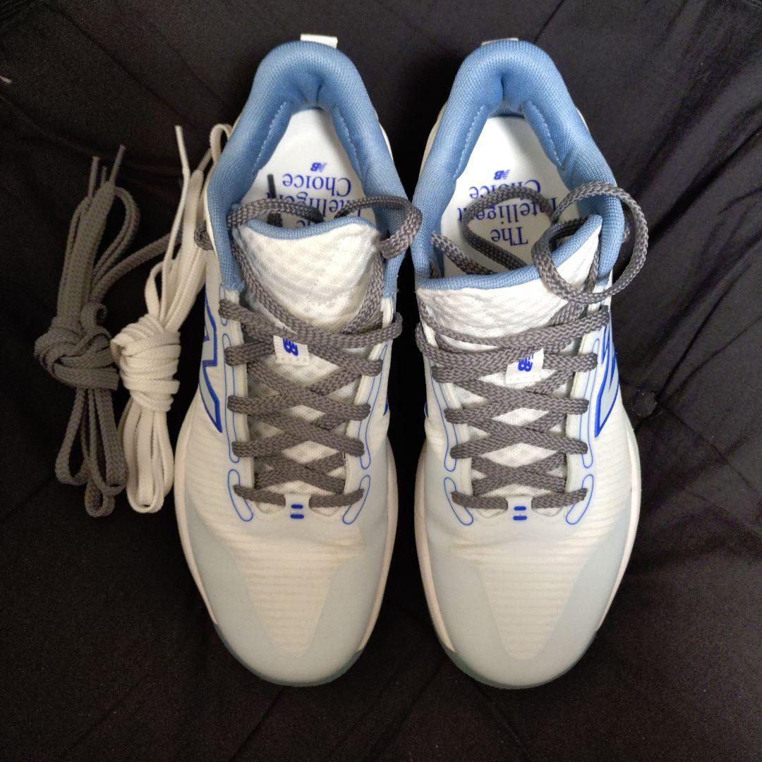 【27cm】New Balance バレーボールシューズ ※箱無し、グレーの紐付