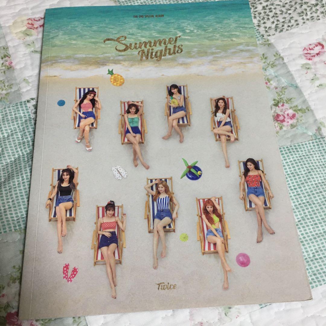 TWICE 公式 グッズ