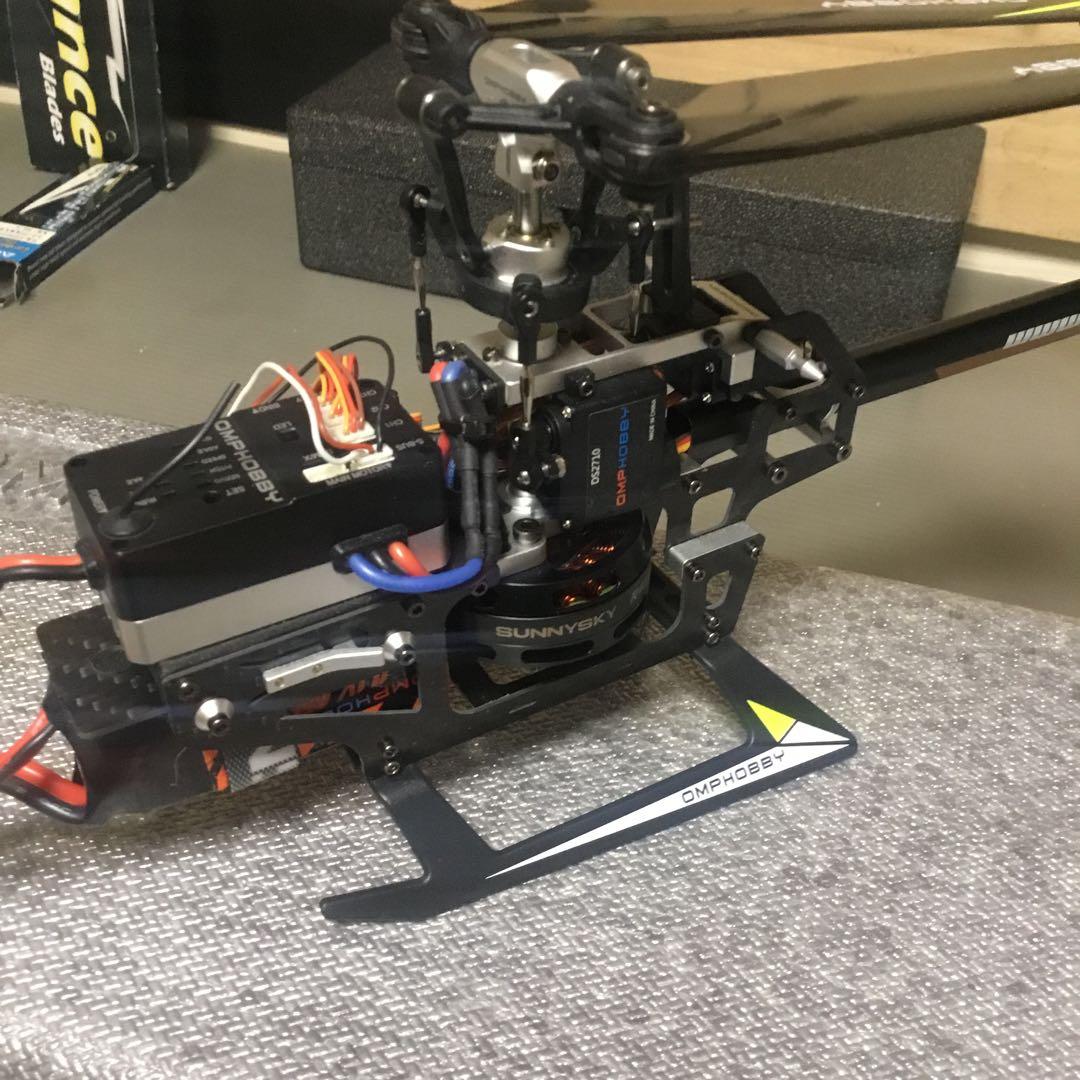 OMPHOBBY M2 EXPLORE ラジコンヘリコプター