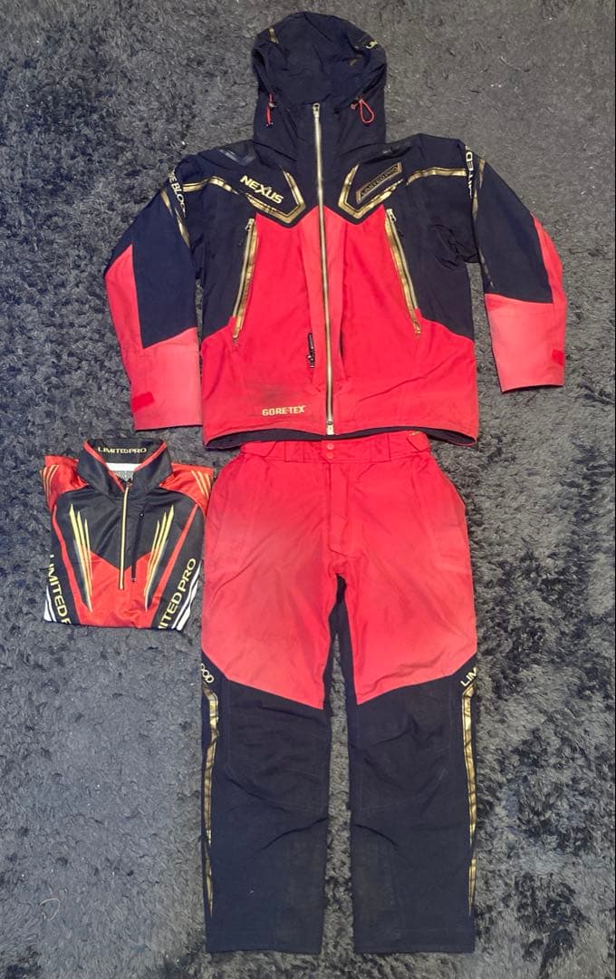 シマノリミテッドプロ RB-111n ジップアップシャツセット