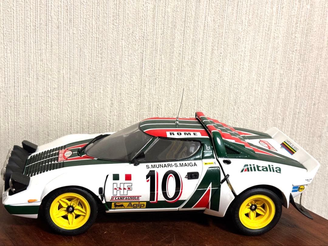LANCIA STRATOS HF 1976ラリーモンテカルロ優勝仕様ミニカー