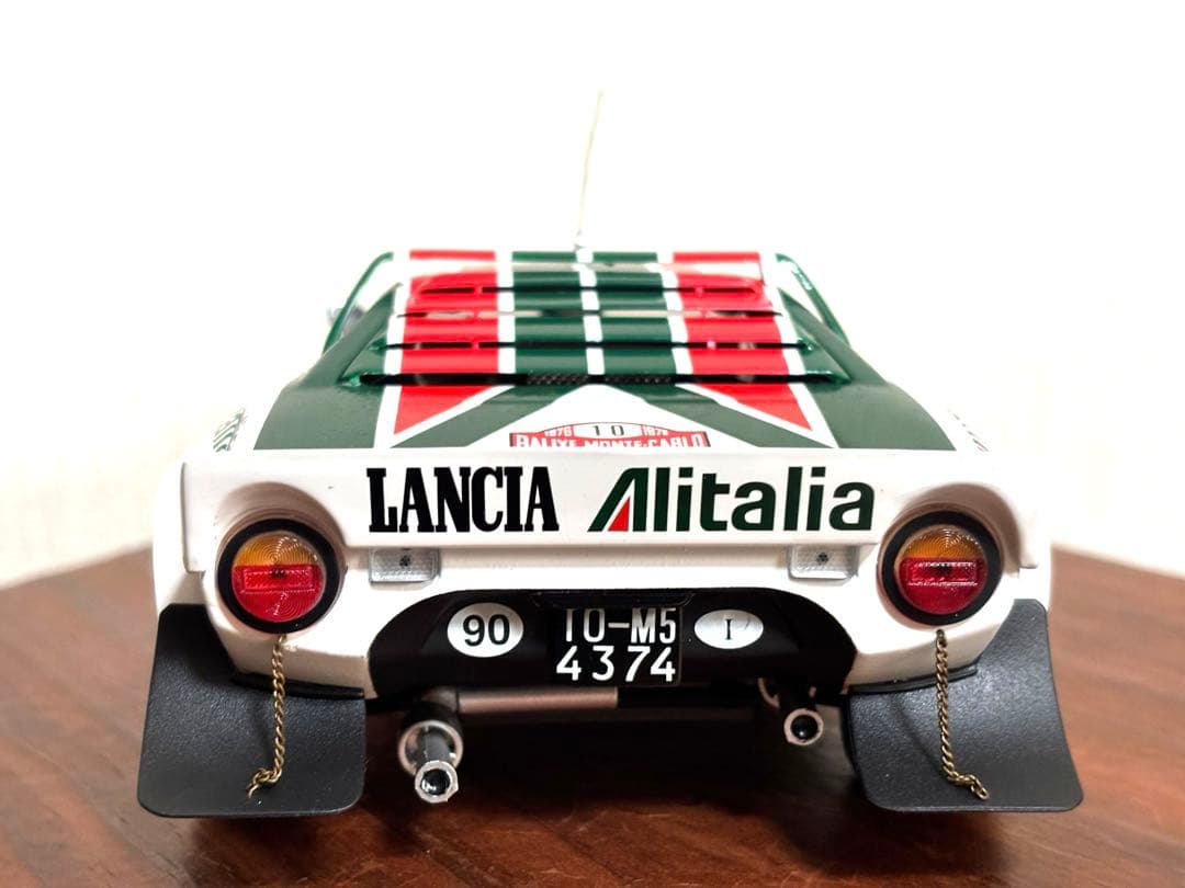 LANCIA STRATOS HF 1976ラリーモンテカルロ優勝仕様ミニカー