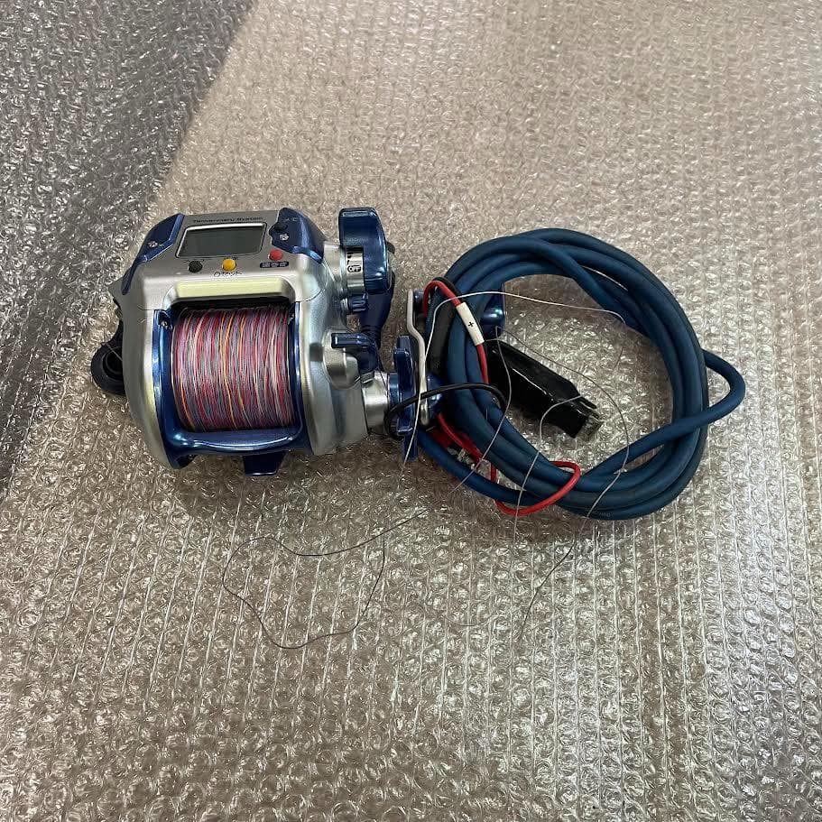 シマノ　電動リール　3000H