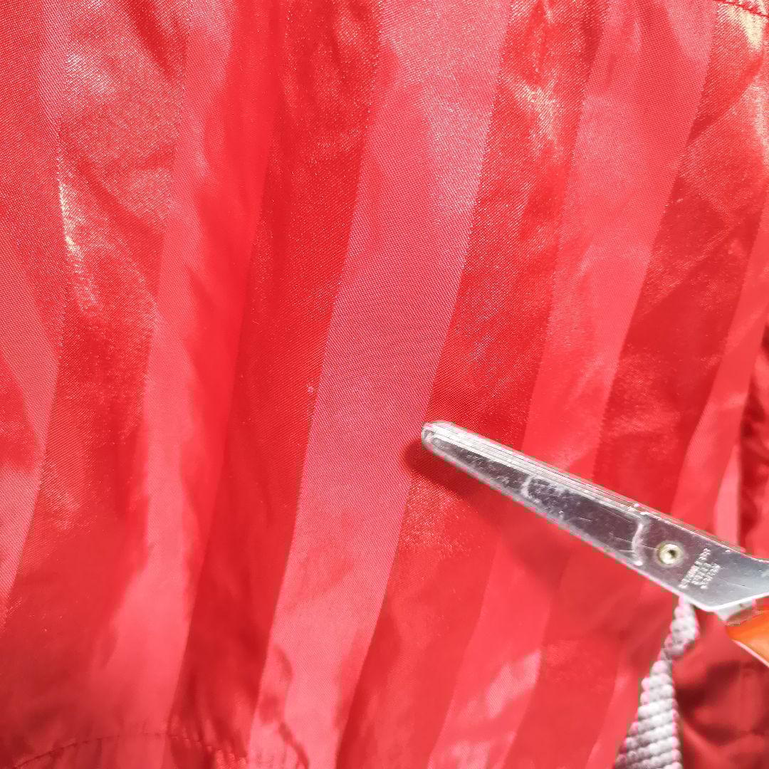 サッカー部　プーマ　ウインドブレーカー　シャドーストライプ　レッド　XO