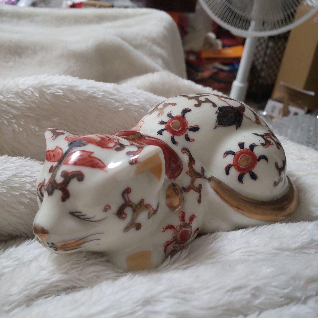 最終値下げ　伊万里焼の眠り猫　陶器　置物　美品　レトロ