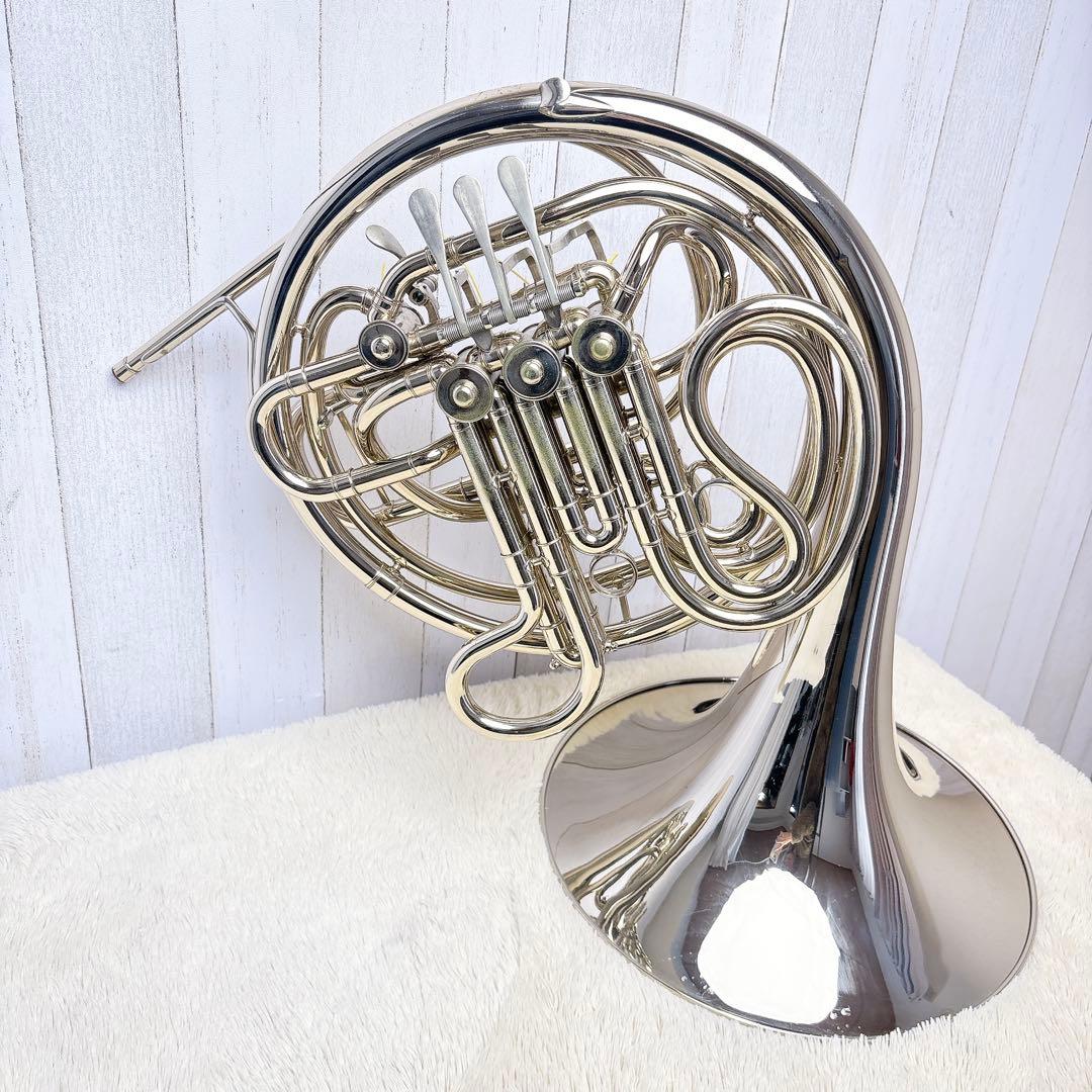 C.G.CONN コーン フルダブルホルン マウスピース付き