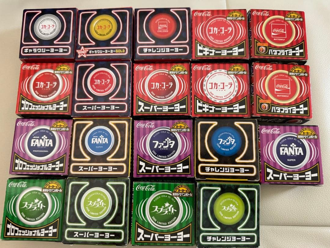 コカコーラ　復刻版 70's 80's17種コンプセット