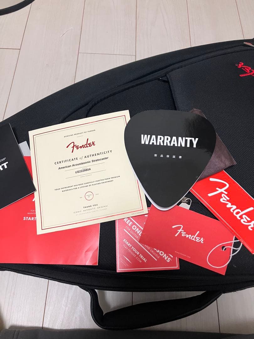 k*p様 Fender USA Acoustasonic Stratocaste