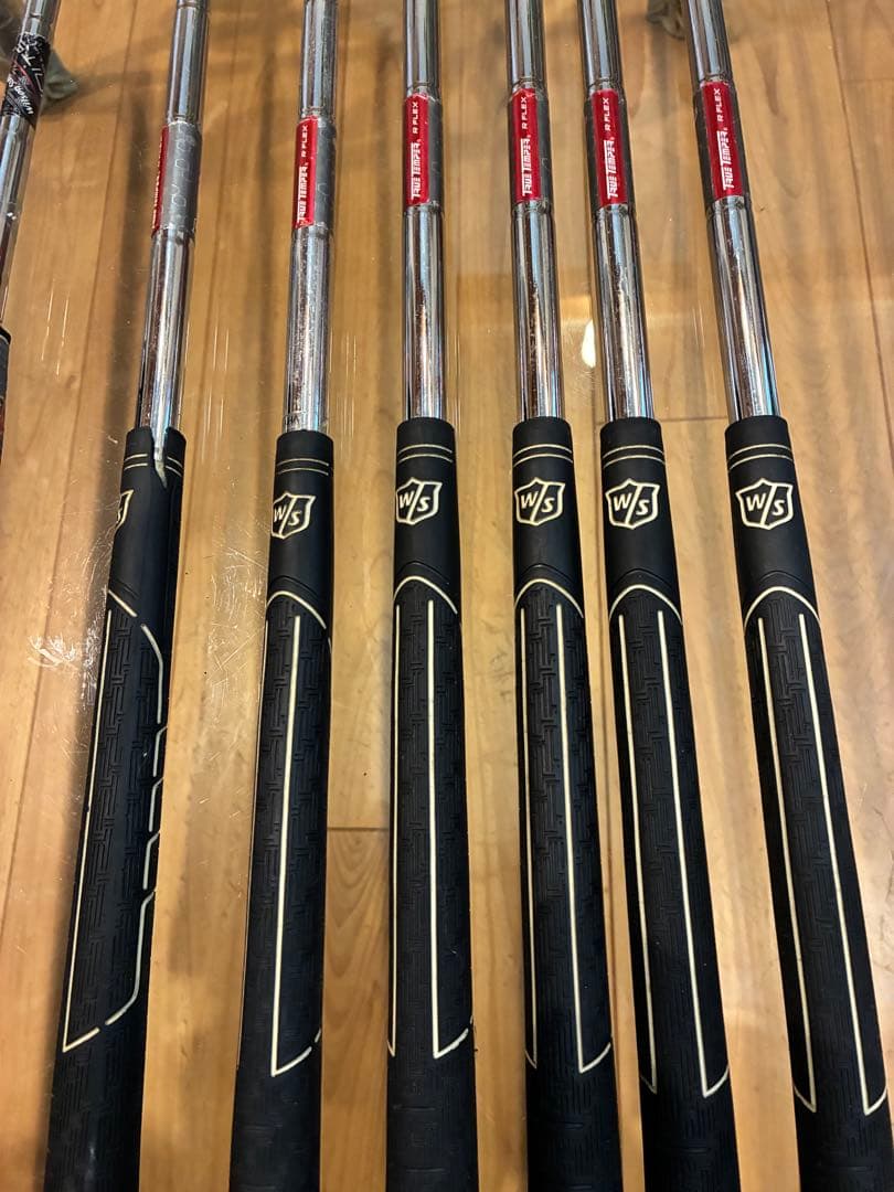 Wilson Staff ゴルフバッグ クラブセット メンズ　右利き用