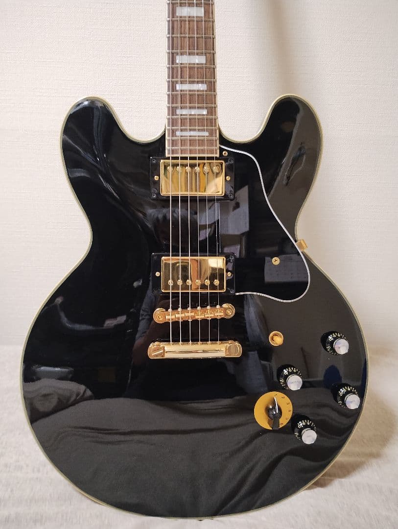 Epiphone BBking Lucille Gibson PUカスタムモデル