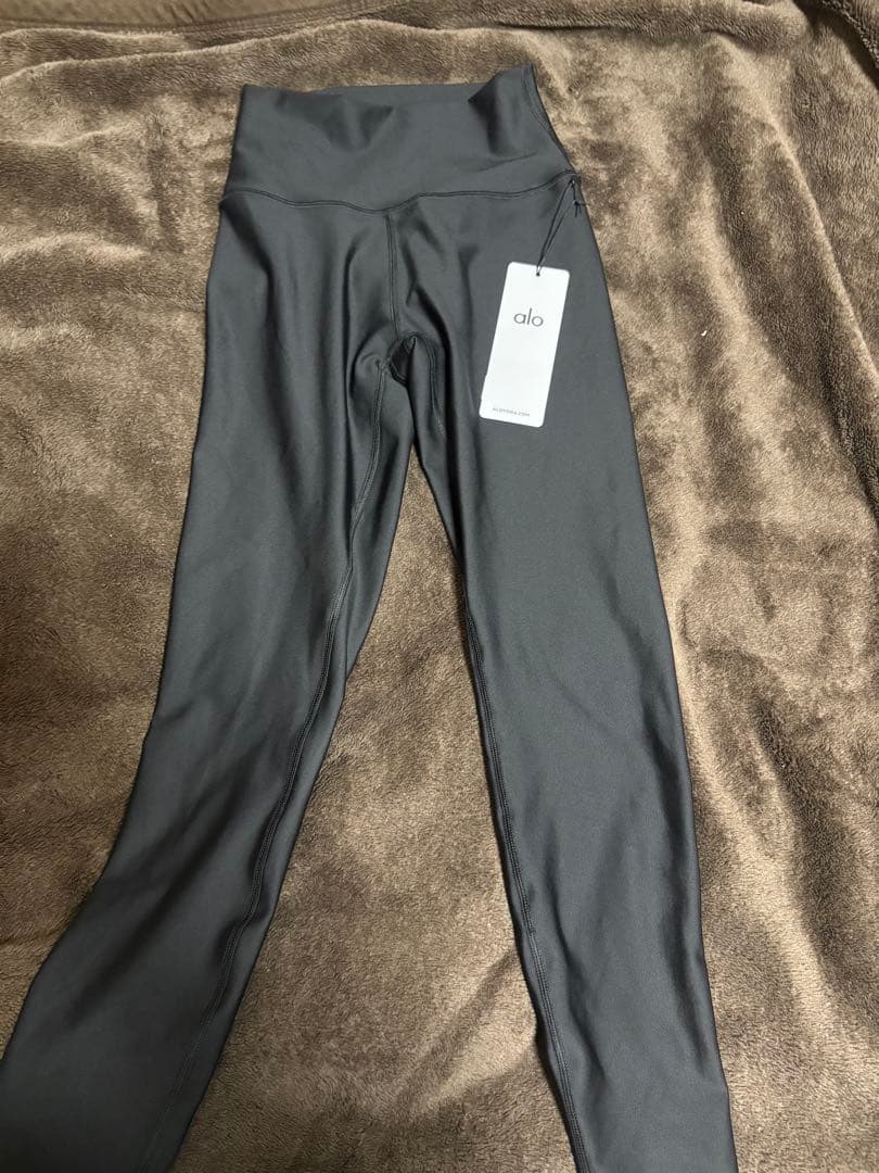 alo アロ　ヨガパンツ　スパッツ　レギンス