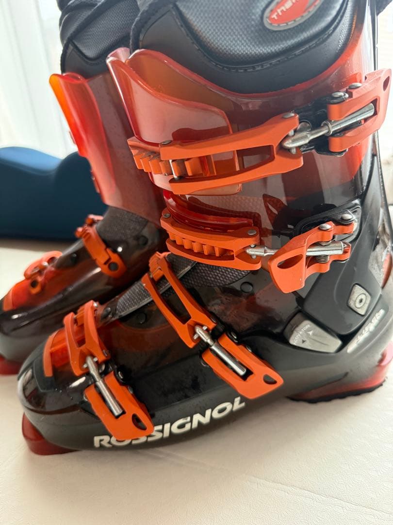 A*L様 ロシニョール スキーブーツ　27.5cm 黒 オレンジ