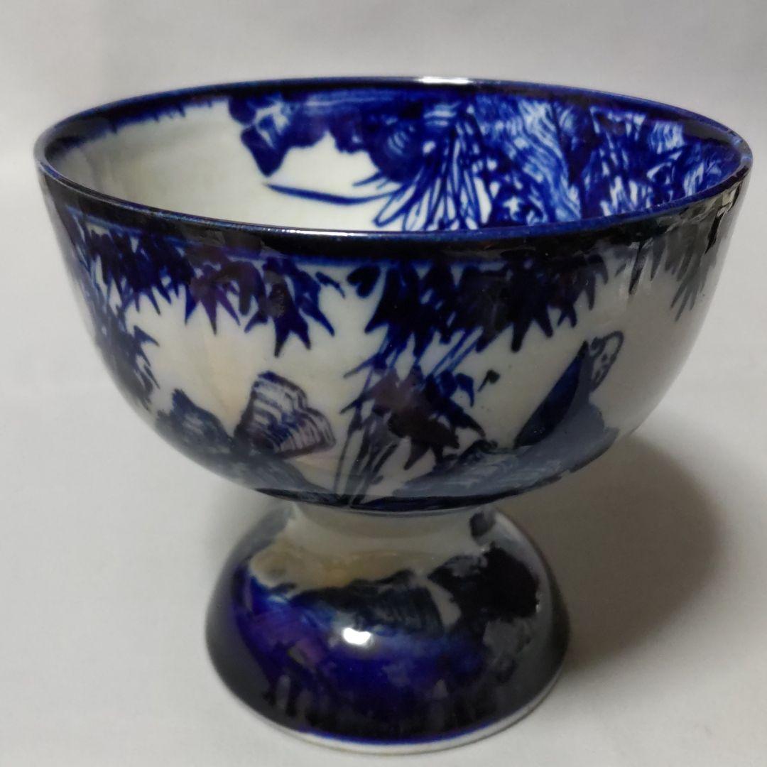 鮮やかな藍が素敵!昔の盃洗