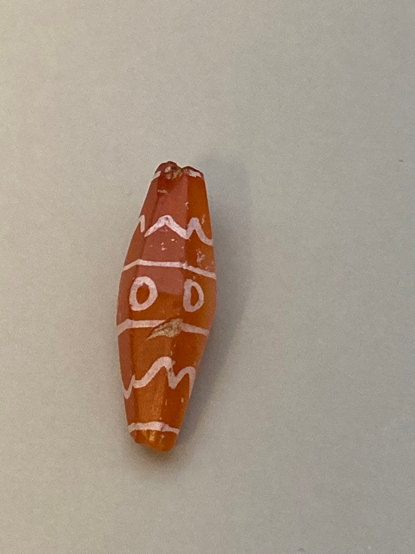 瑪瑙　エッジドカーネリアン ビーズ