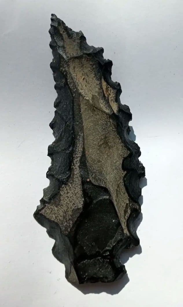 石剣 サンプル  リアル対戦ゲーム武器 模写  319  サヌカイト 石器