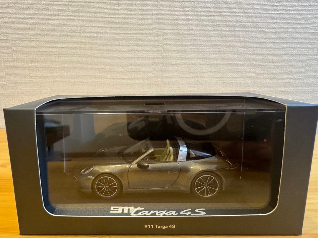 【MINICHAMPS】Porsche911 [992] Targa 4S