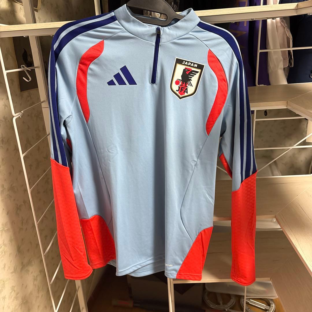 サッカー日本代表　ティロ26 トレーニングジャージ　トップス　XL