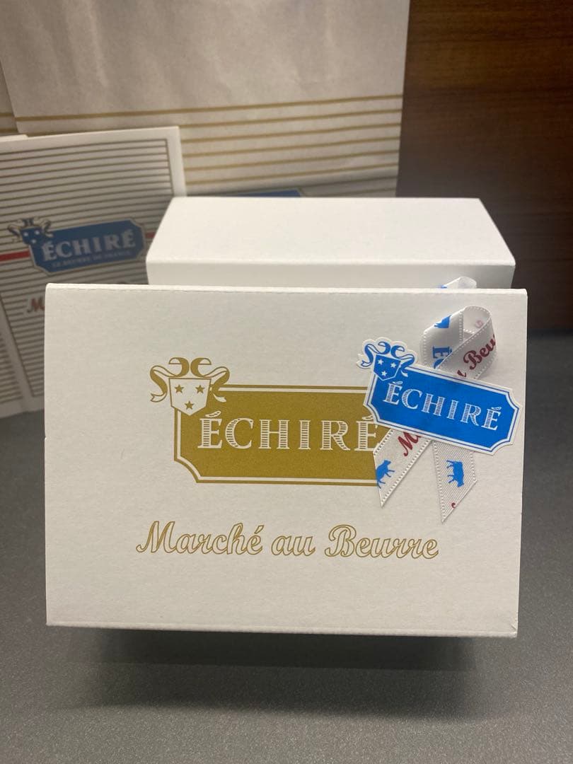 【野うさぎ♫】ガレットエシレ&サブレヴァニーユ　、パルミエ合計4缶