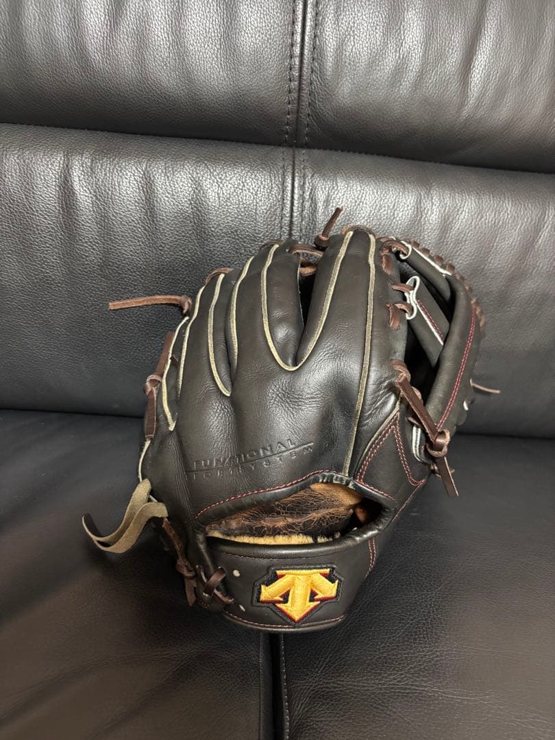 O*！様 デサント硬式内野手用グラブ