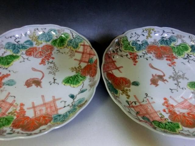 皿■古伊万里 兎紋 2枚(江戸後期～明治期)葡萄の絵 赤絵 時代物 骨董品■
