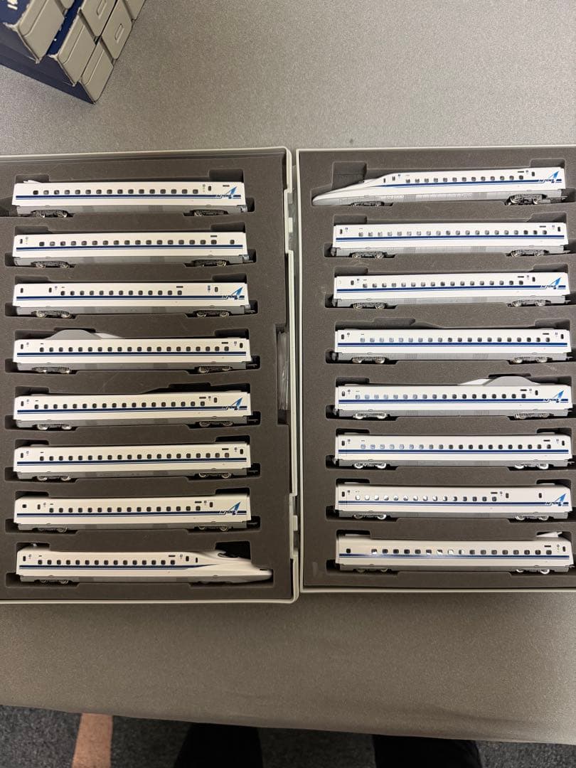 nゲージn700系2000番台16両セット