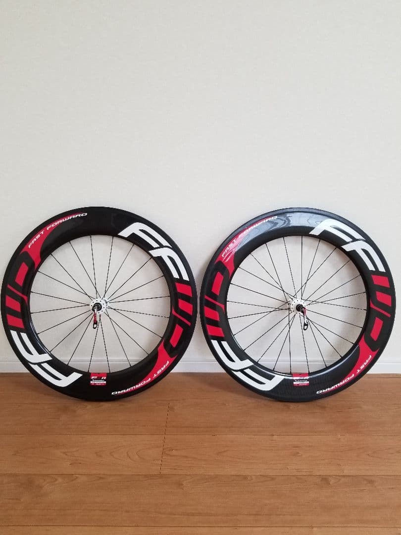 DNA FFWD F9R カーボン ホイール&タイヤ貼り付け 全て込み