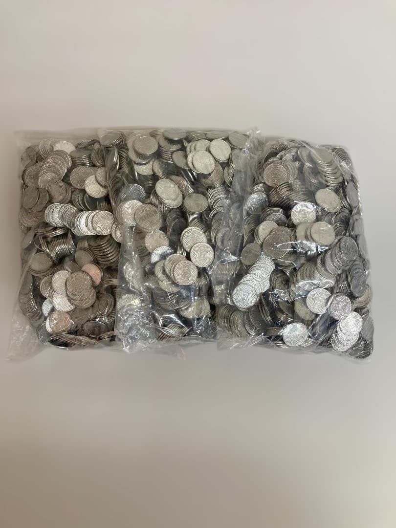 新品・未使用　パチスロ25パイメダル！　3000枚！