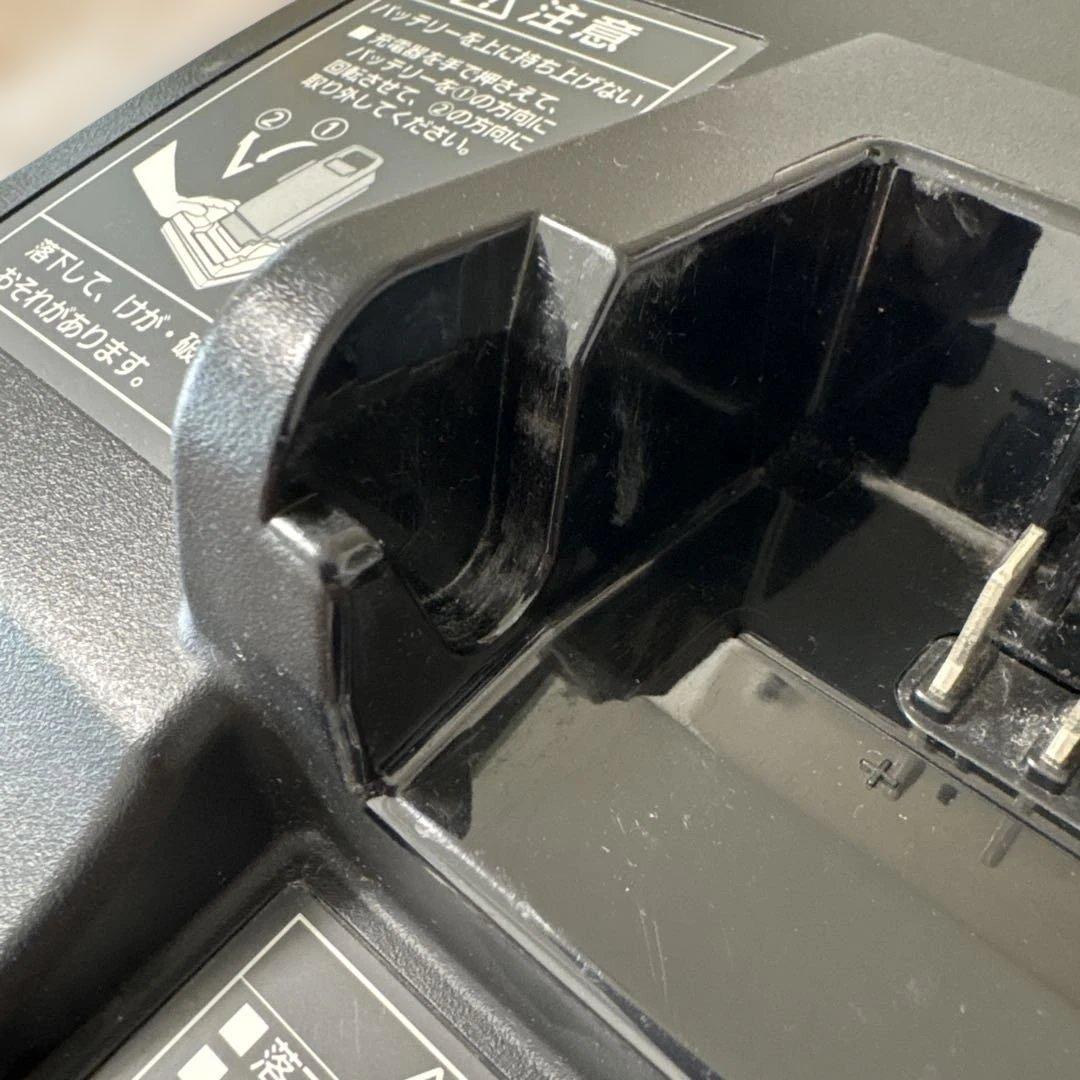 Panasonic 電動自転車用充電器　NKJ069Z1