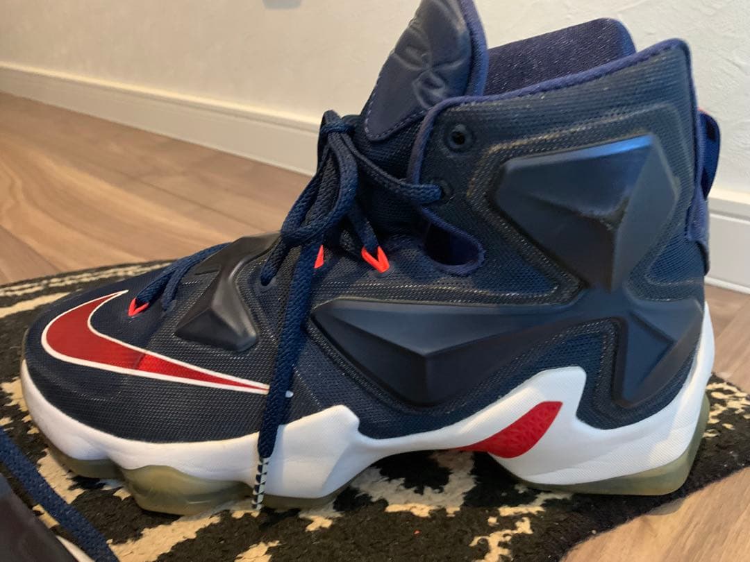 ナイキ NIKE レブロン LEBRON 13 XIII
