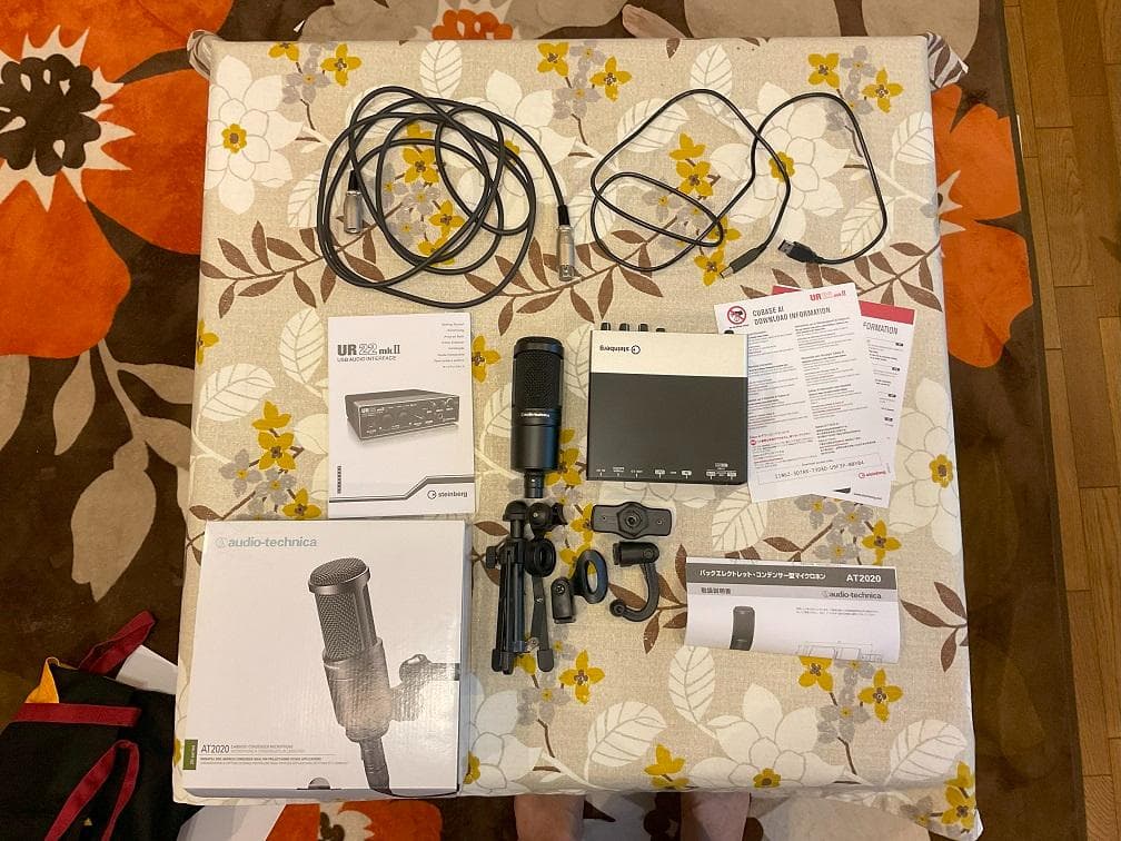 オーディオインターフェース、マイク、スタンド、ケーブルセット