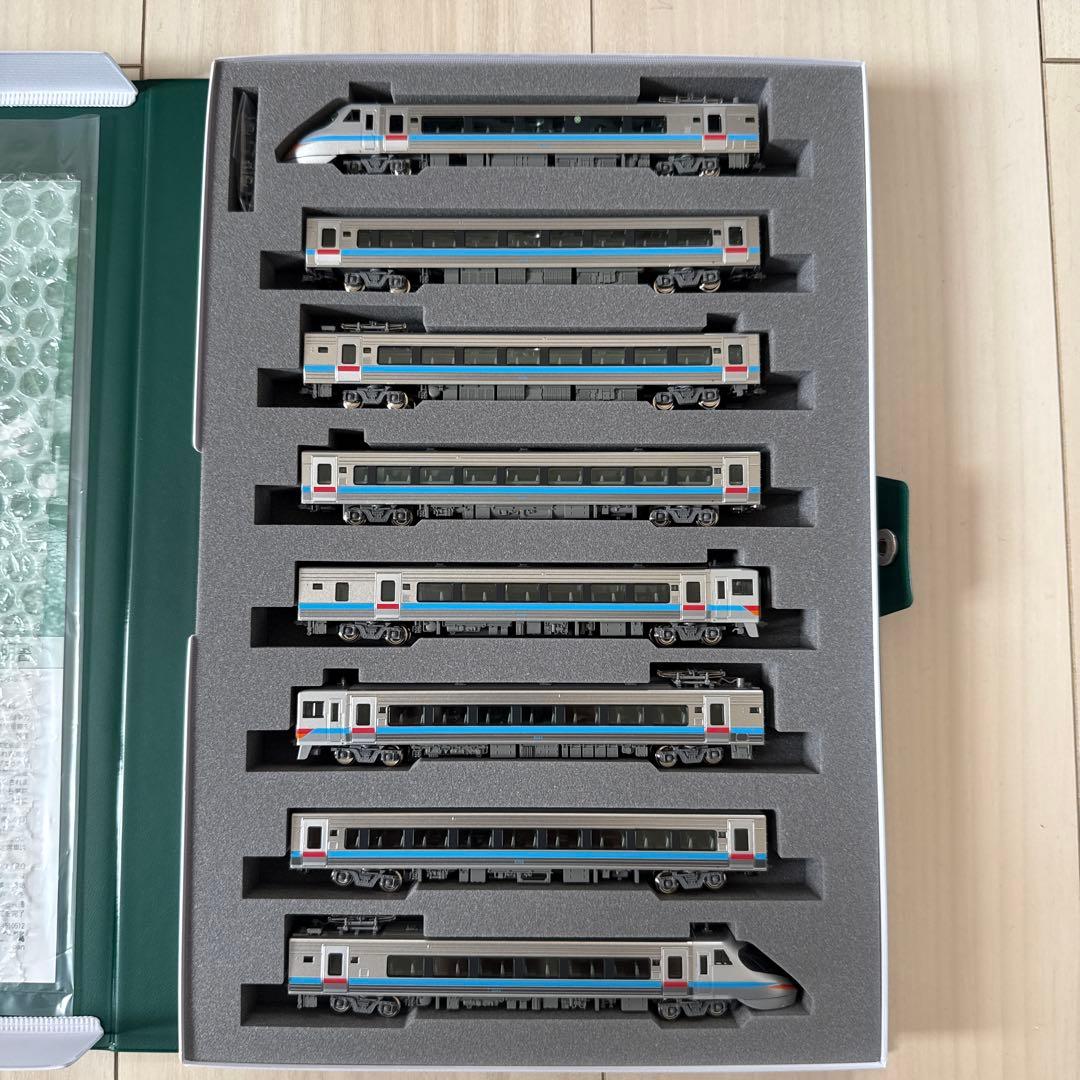 JR四国8000系特急「しおかぜ・いしづち」(旧塗装) 8両セット【特別企画品】