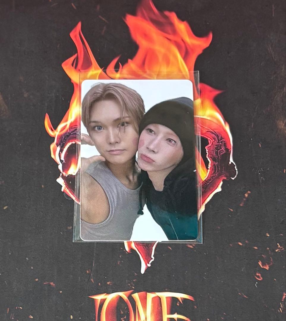 XLOV mystargoods ルイ ヒョン トレカ 볼하트ver.