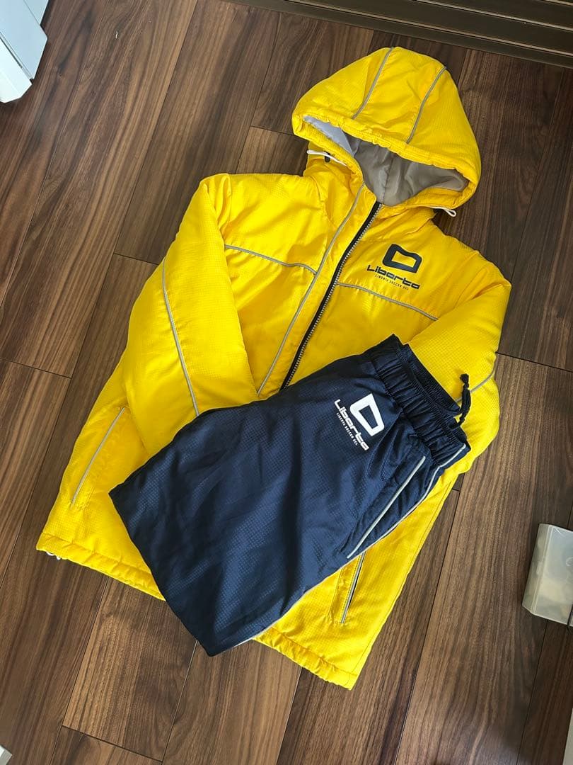 Liberta 防寒着 上下セット　150