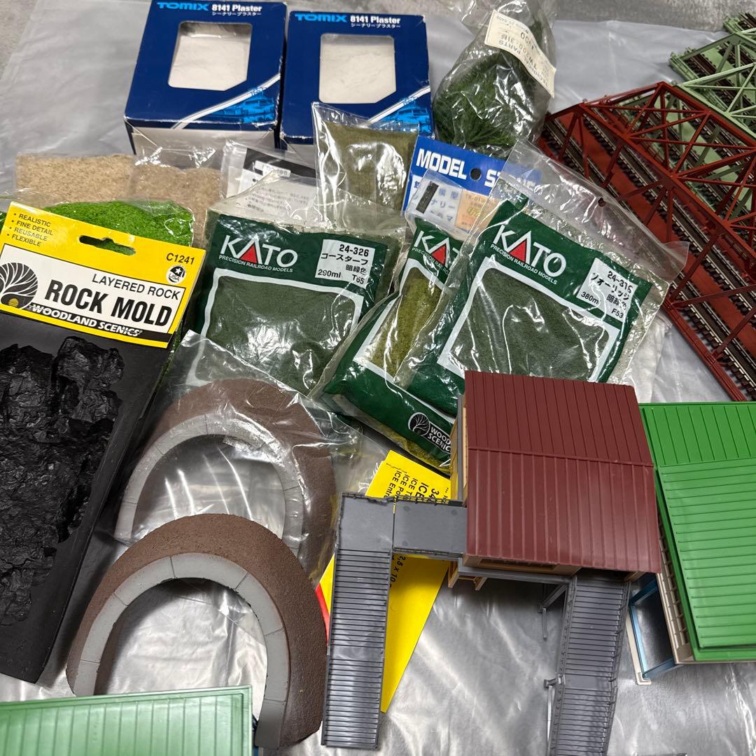 ［ジャンク］鉄道模型　Nゲージ　ストラクチャー　大型トラス橋他　大量　まとめ