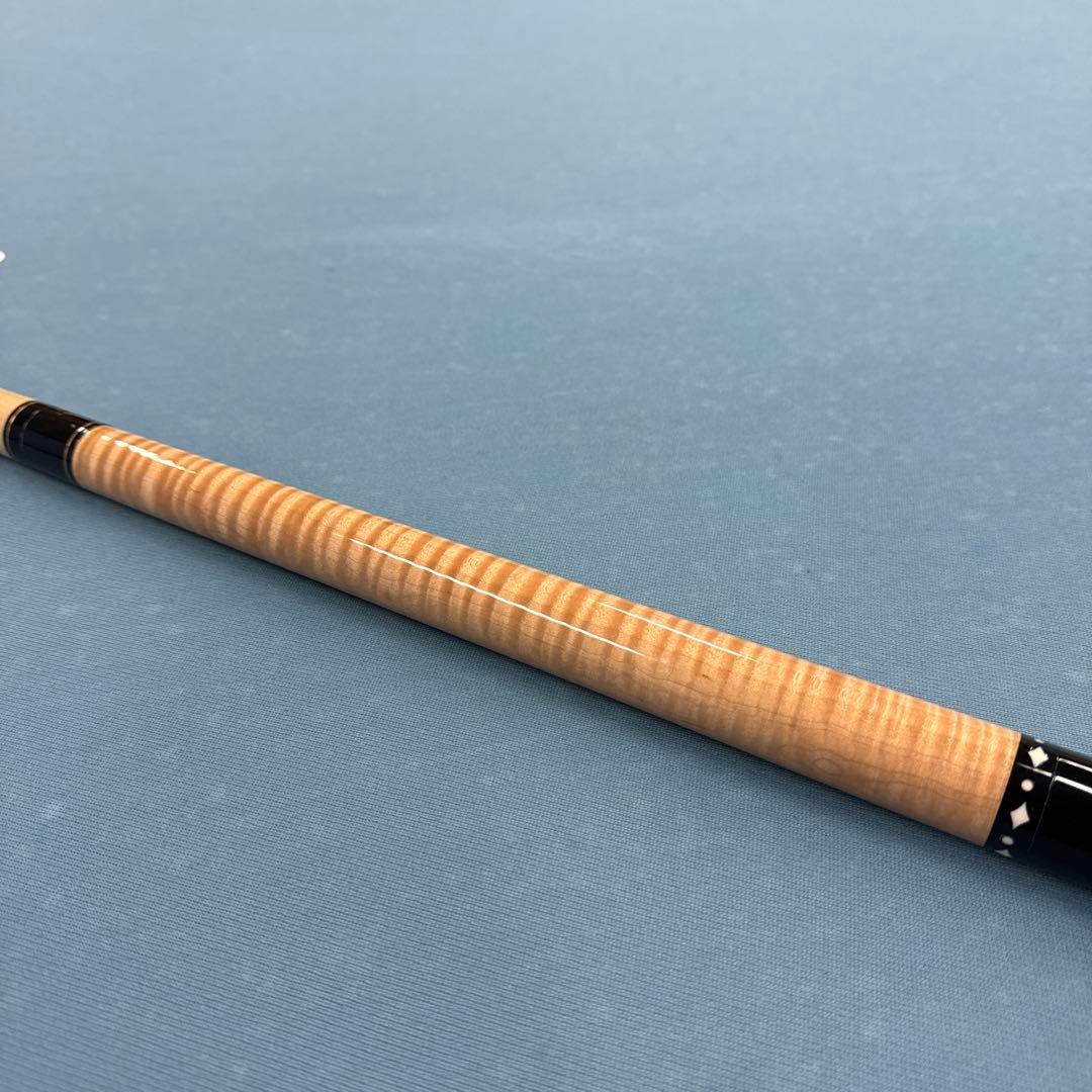 ブランド不明　極トラ目のカーリーメイプルキュー