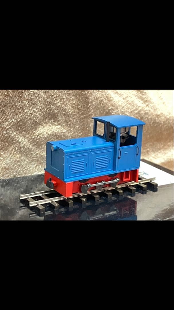 ミニトレインズ　ディーゼル機関車&貨車 セット　ナローゲージ　HOeナロー