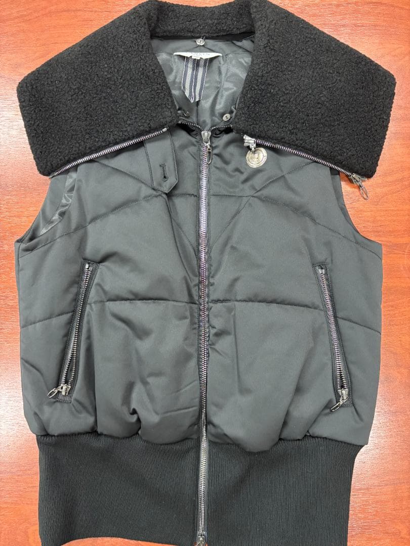 再値下 ランバンスポール　中わたアウターベスト　38　ブラック　黒