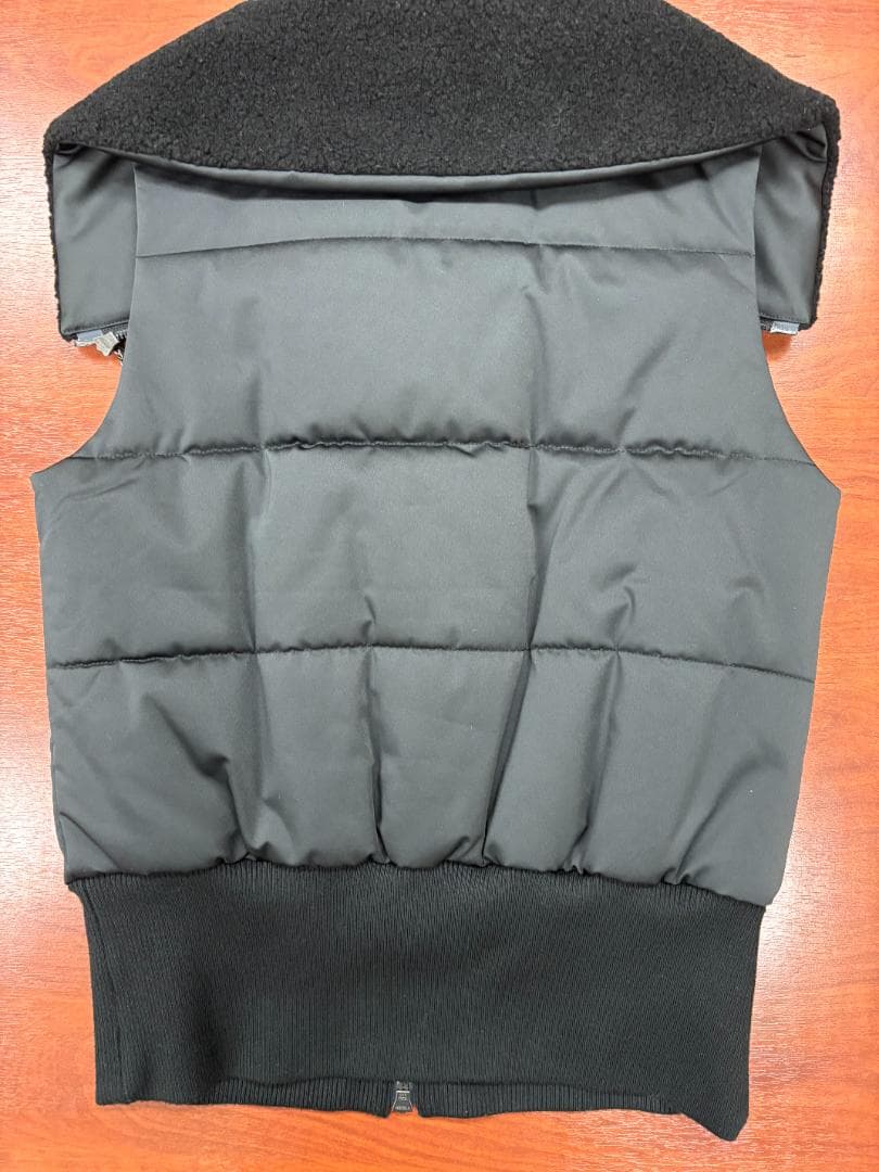 再値下 ランバンスポール　中わたアウターベスト　38　ブラック　黒