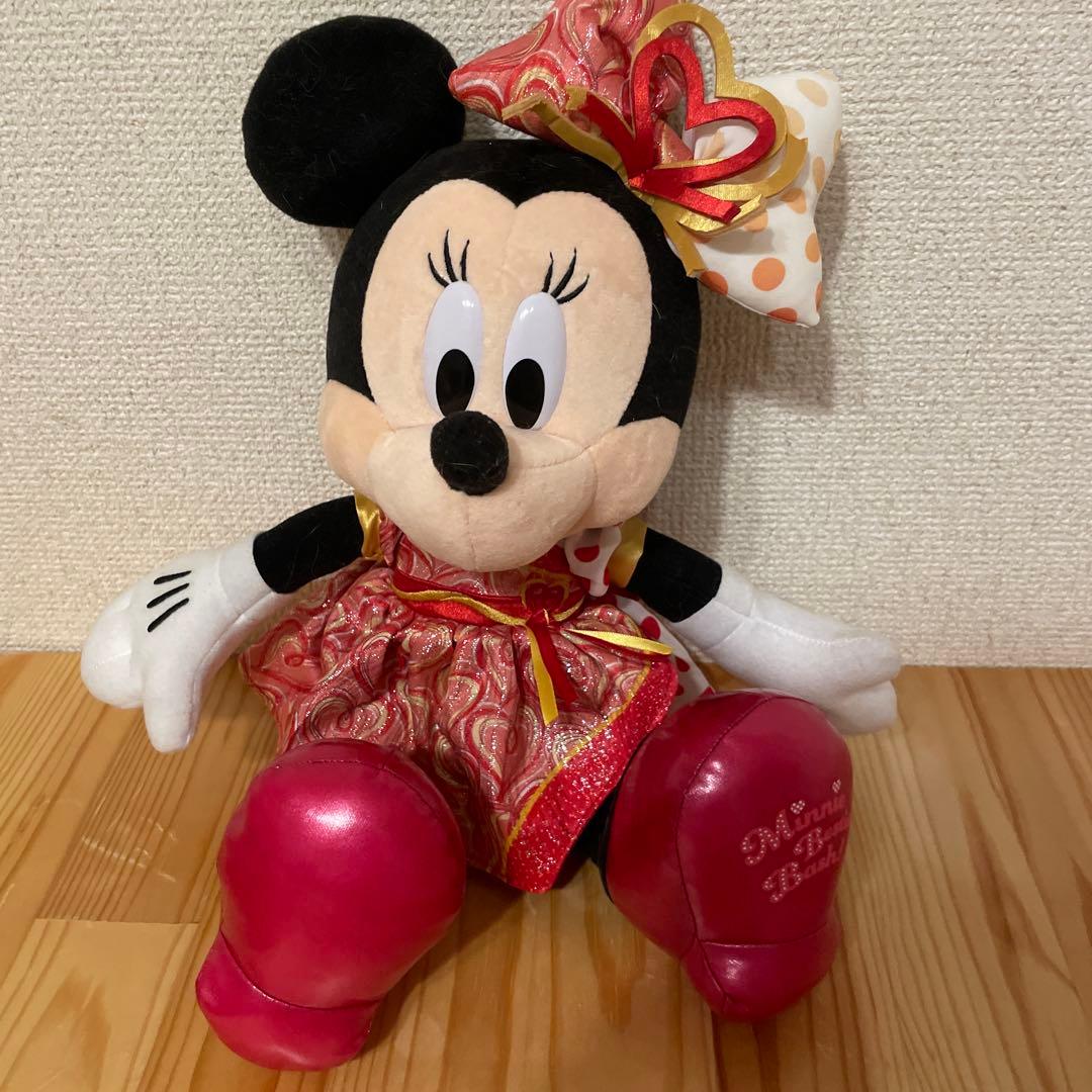 ミニーマウス ぬいぐるみ