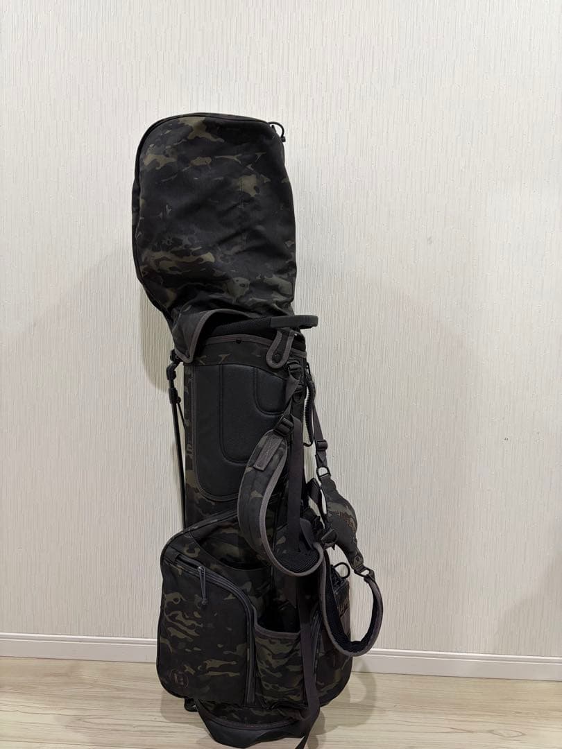 【中古美品】ブリーフィング　キャディバッグスタンドCR-4 マルチカムブラック