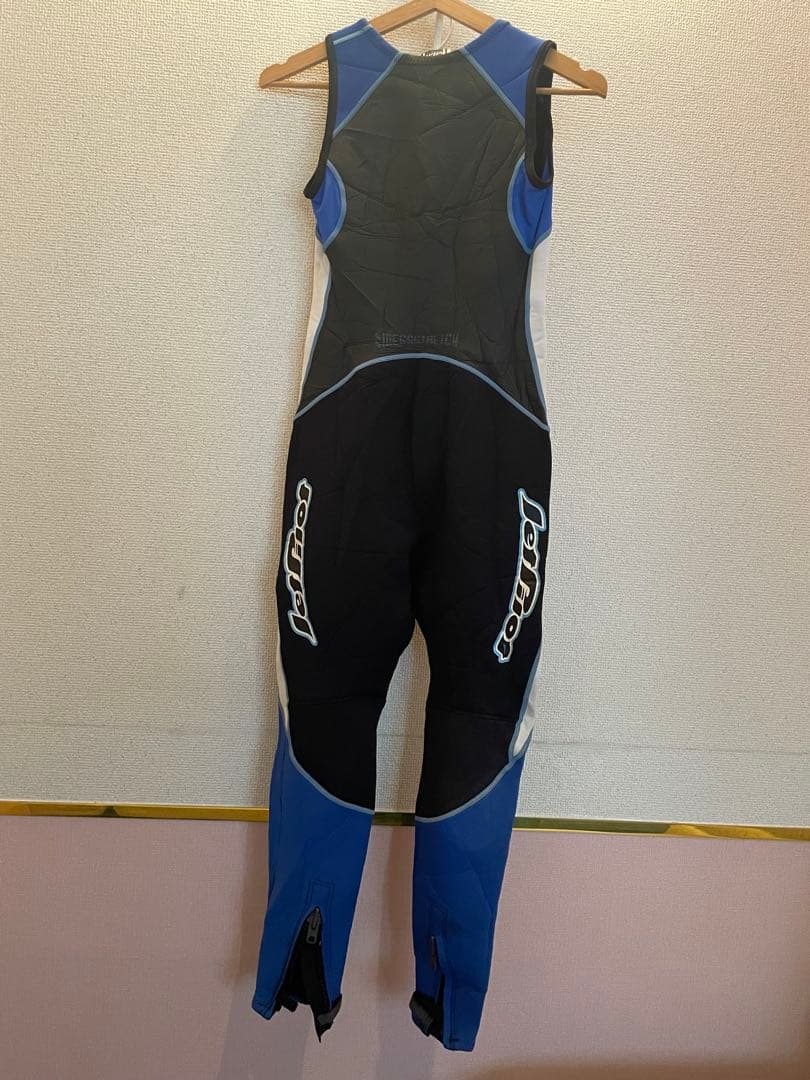 マリンスポーツ.Luthel ウェットスーツセット 青と白ジェットパイロット