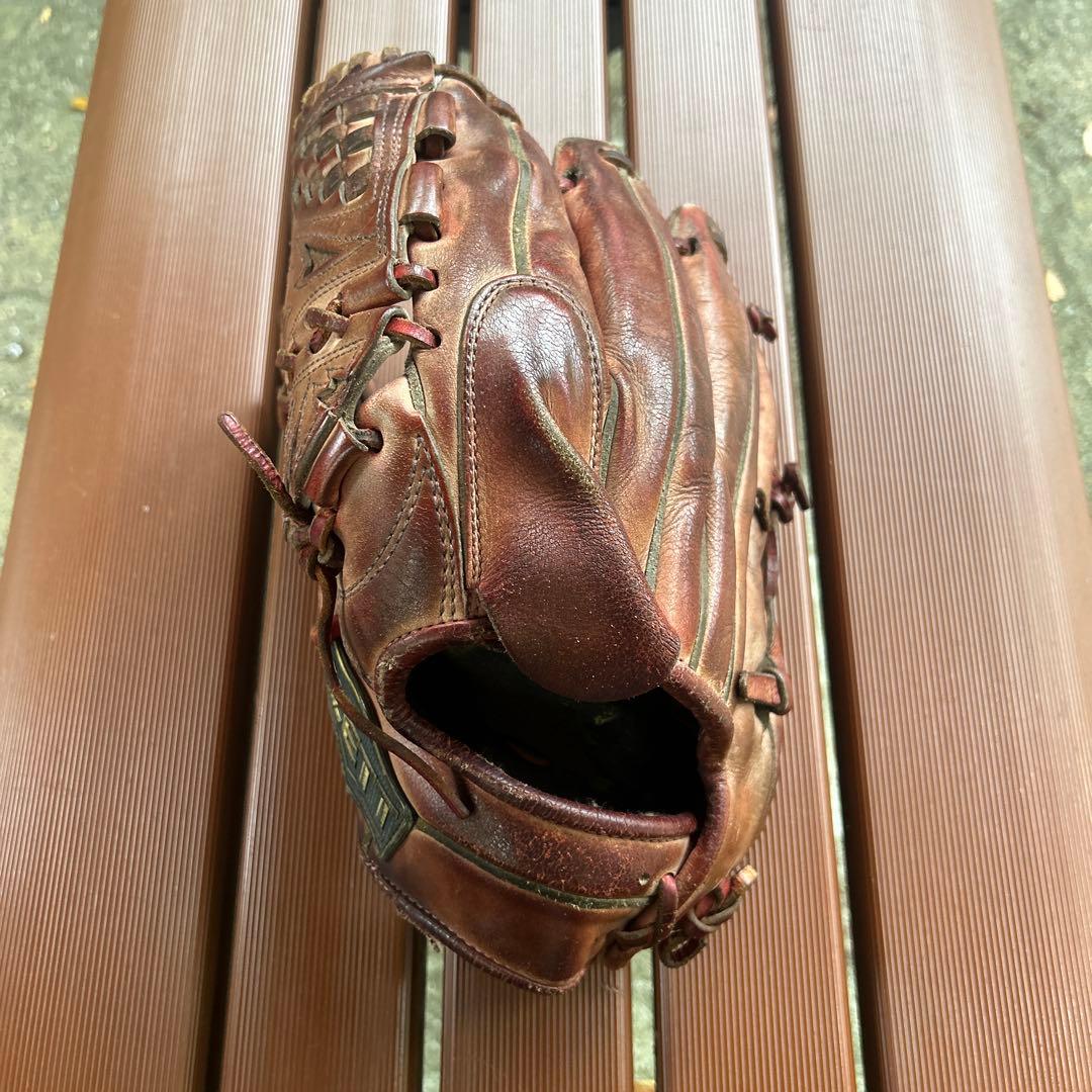 ZETT 硬式用グローブ　左投げ