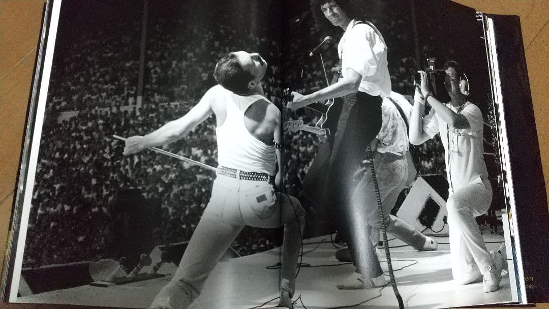 クイーン　ニールプレストン写真集　直筆サイン