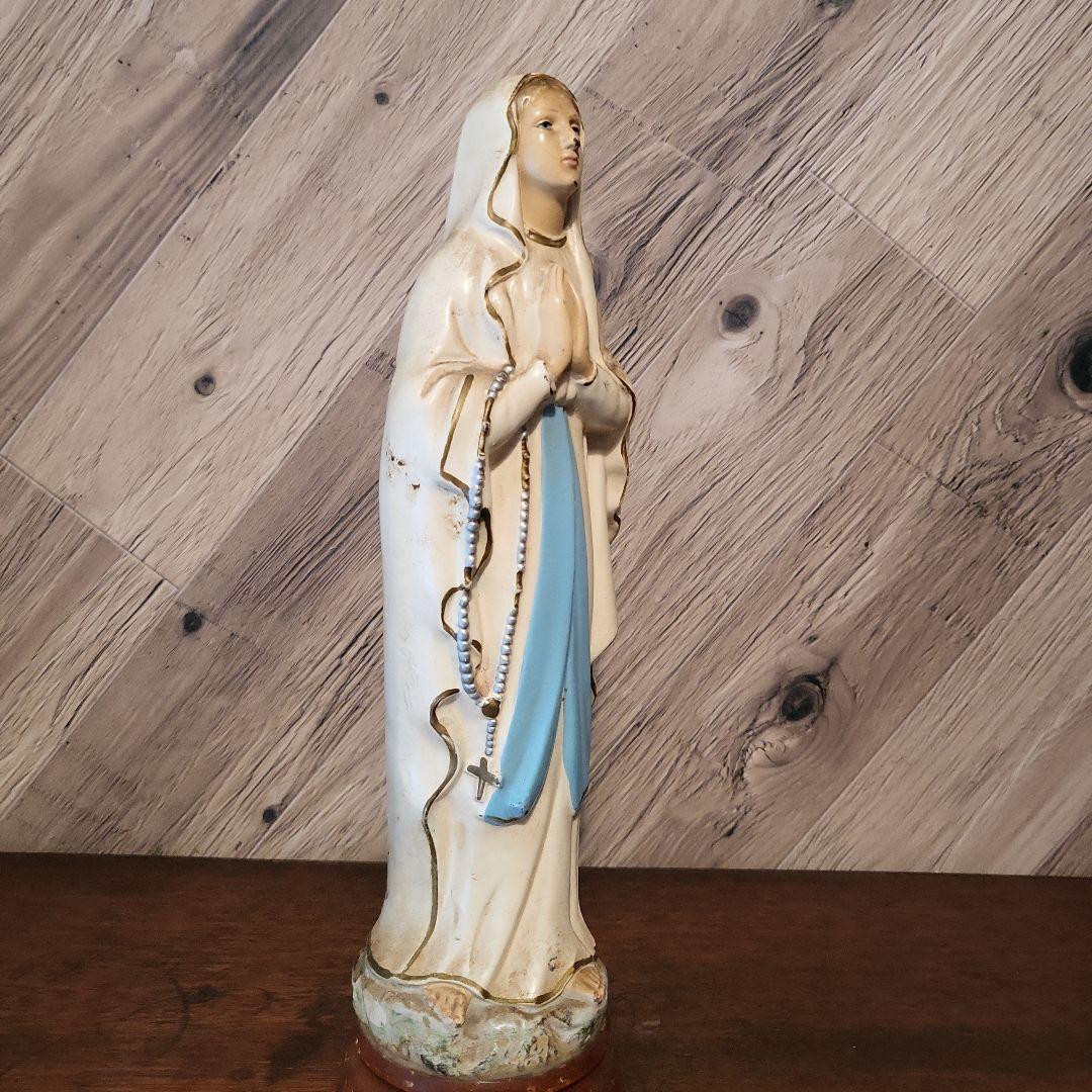 聖母像　樹脂・木製品 約30cm