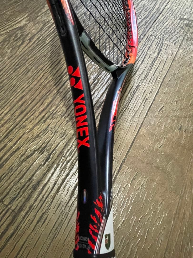 YONEX EZONE 100 テニスラケット