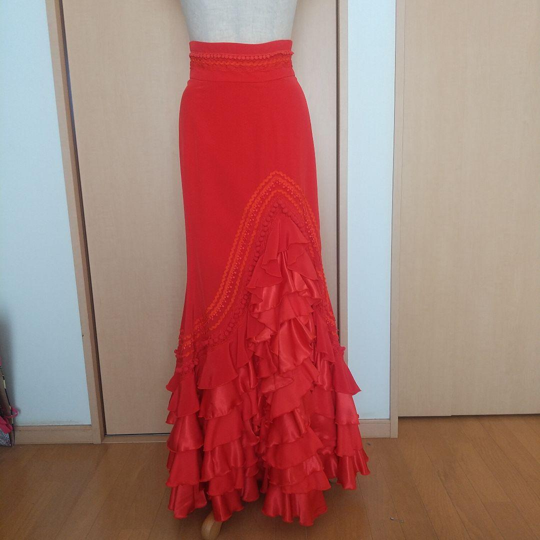 SONIA JOHNES ファルダ