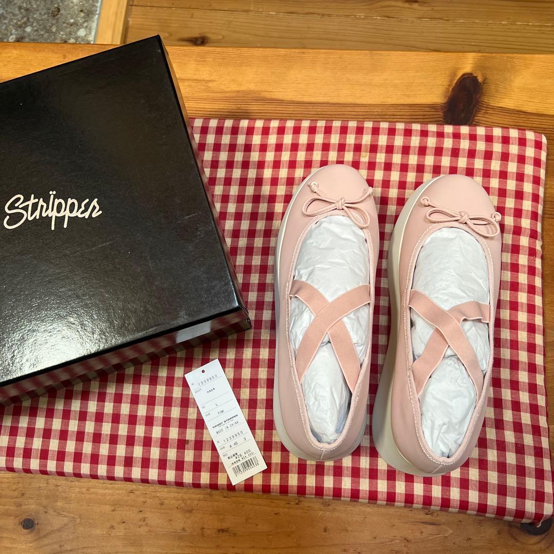 キャンディストリッパーズ、ピンク プラットフォームシューズ