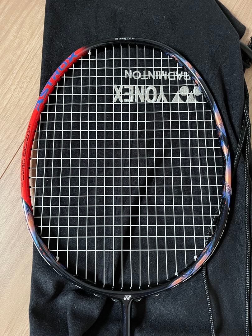 中古　ヨネックス　アストロクス77プロ4ug6